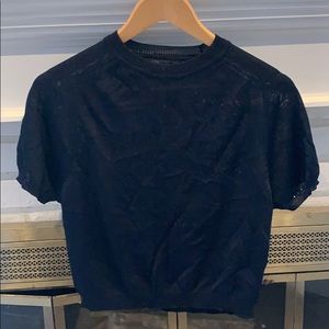 Guess collection cropped short sleeved sweater L